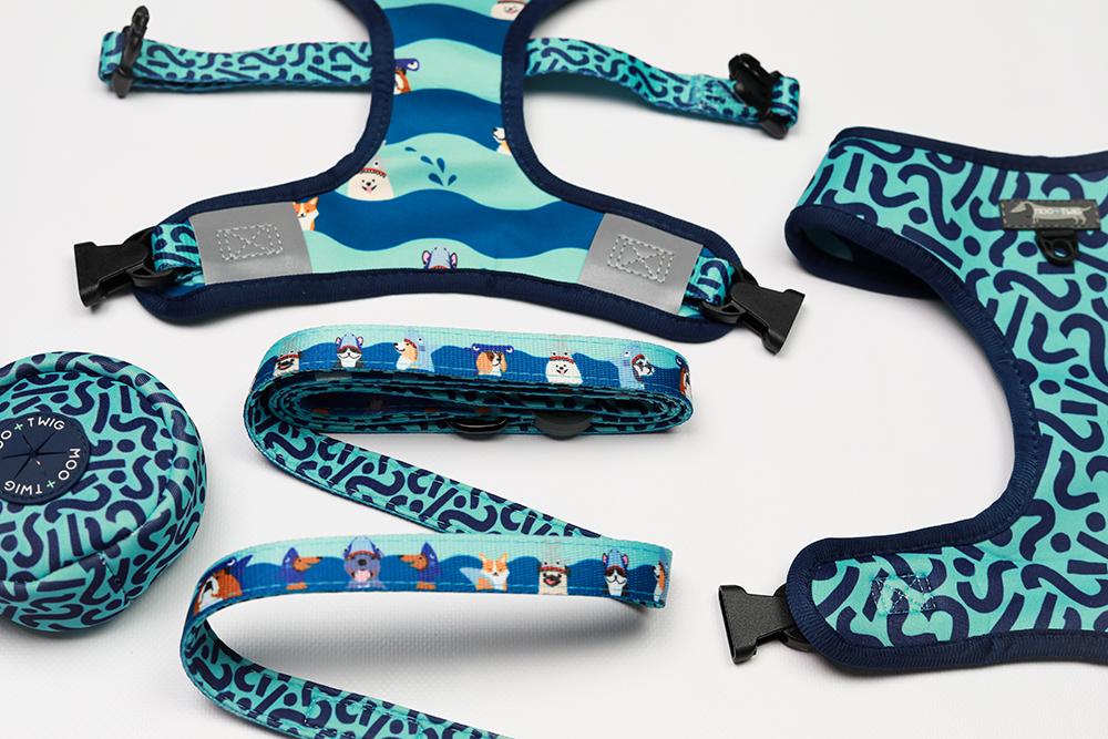 Moo+Twig Bark Shark Reversible Dog Leash