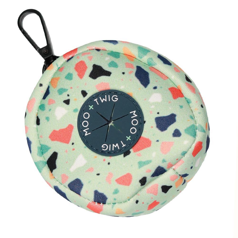 Moo+Twig Dog Poop Bag Pouch (Wild Walkies)